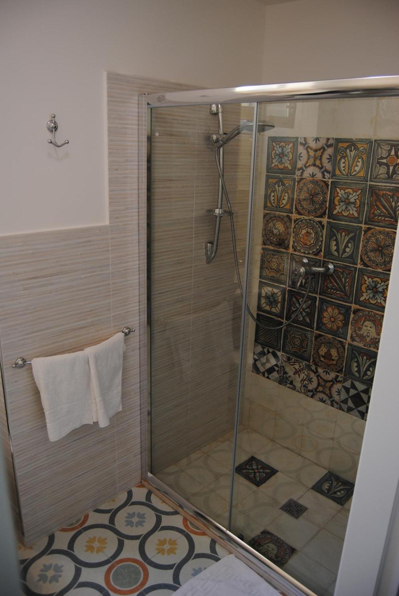 B & B Palazzo Maestro & Corte Maestro Rooms Gallipolli Rum bild