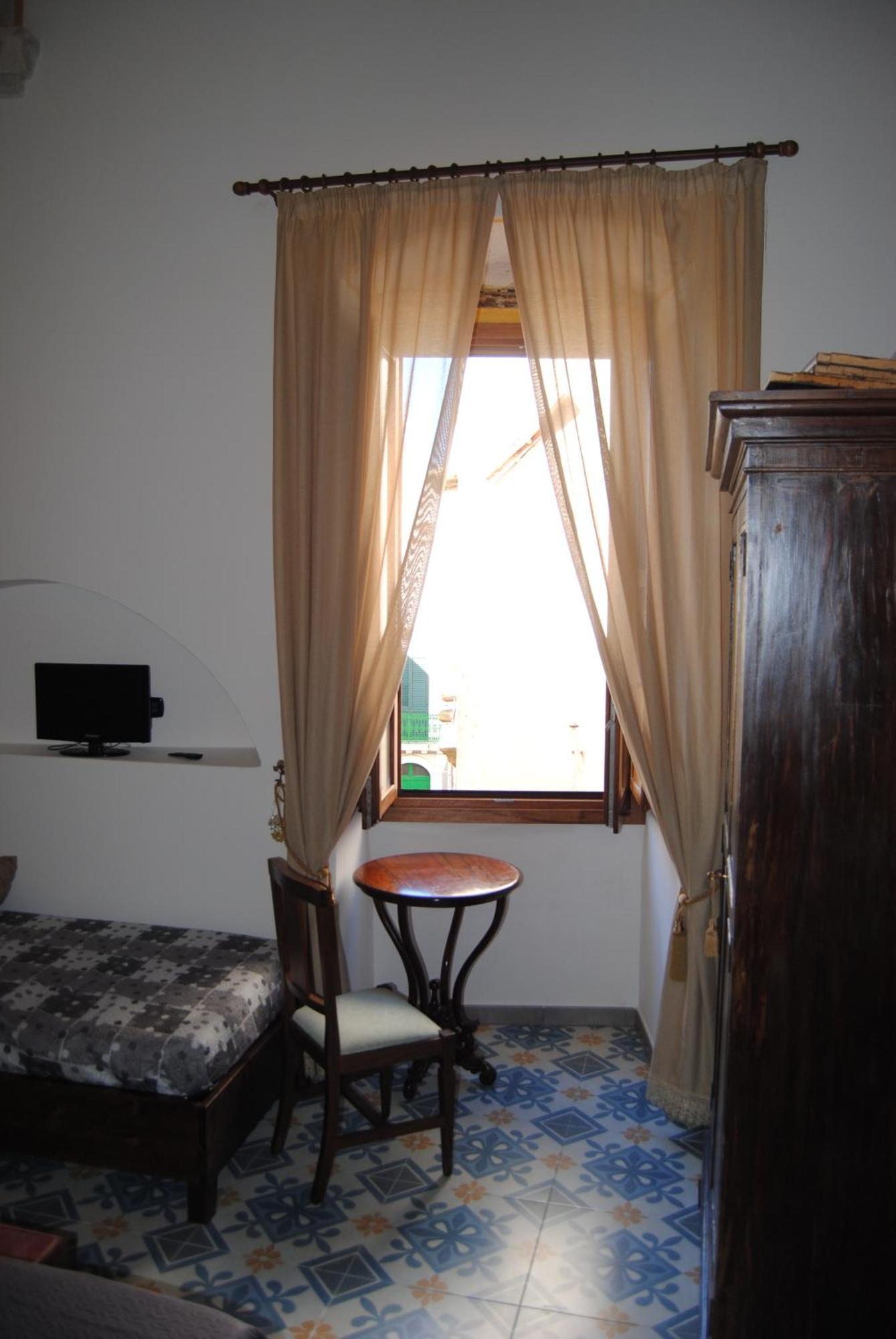 B & B Palazzo Maestro & Corte Maestro Rooms Gallipolli Rum bild