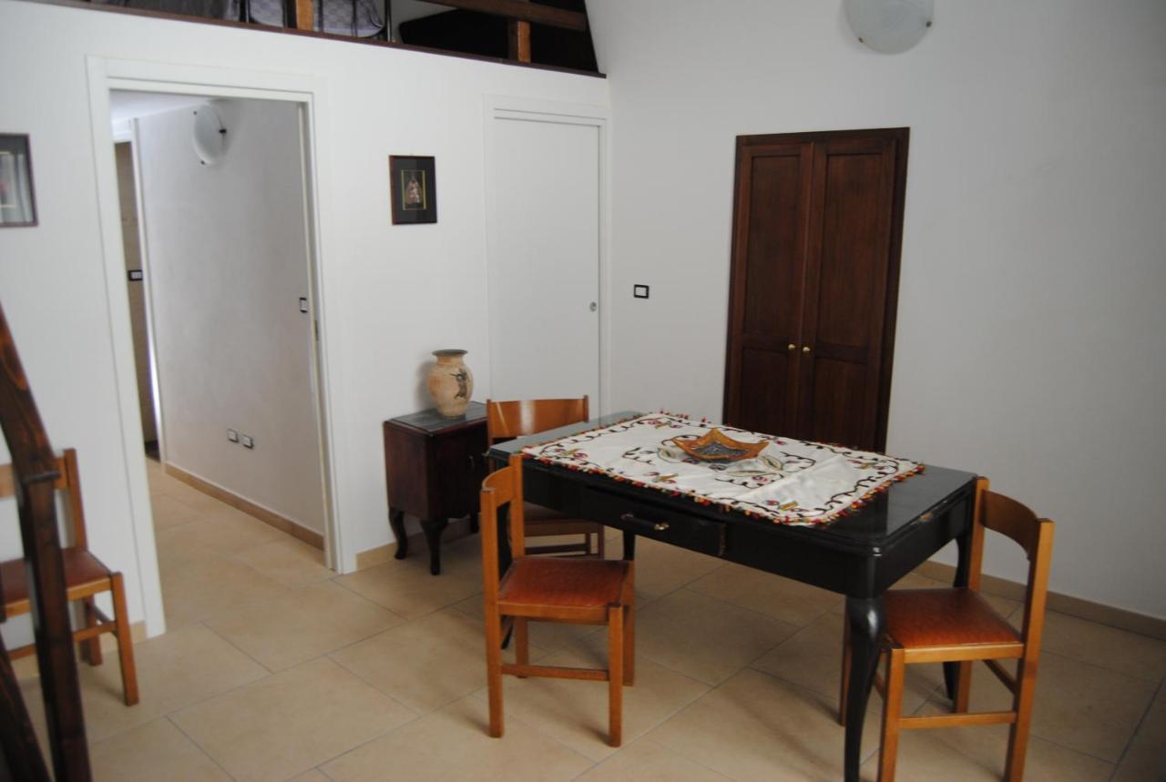 B & B Palazzo Maestro & Corte Maestro Rooms Gallipolli Rum bild